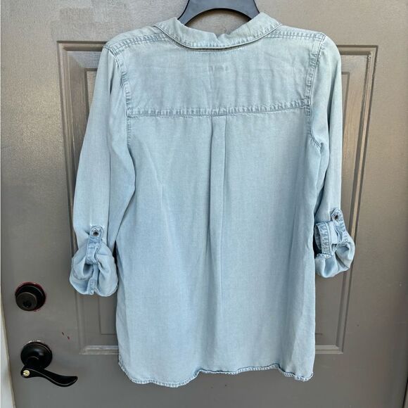 J Jill Roll Sleeve Chambray Top size XS - Picture 2 of 4